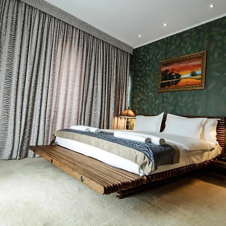 Hotel Bavaria Blu And Conference Centre 4*