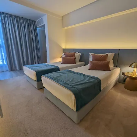 Bavaria Blu And Conference Centre Hotel 4*