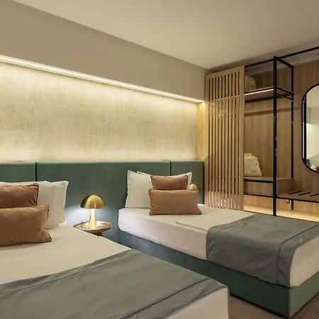 Hotel Bavaria Blu And Conference Centre 4*